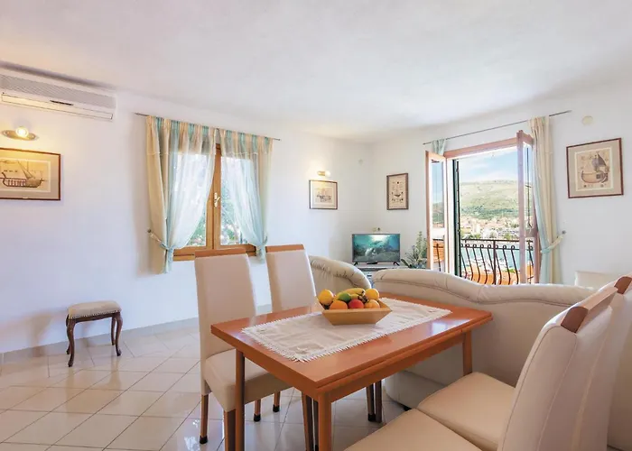 Appartement Svlazara